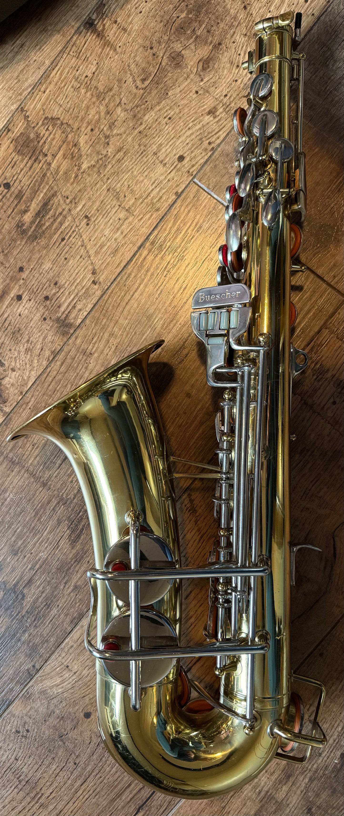 Buescher 400 Altsaxofoon (1965) – Vintage en in topconditie